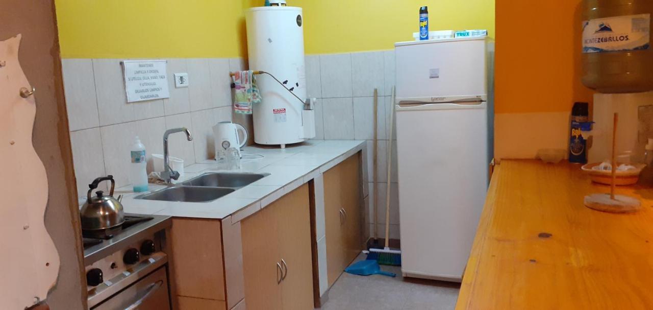 Hostel El Viajante Los Antiguos Ngoại thất bức ảnh