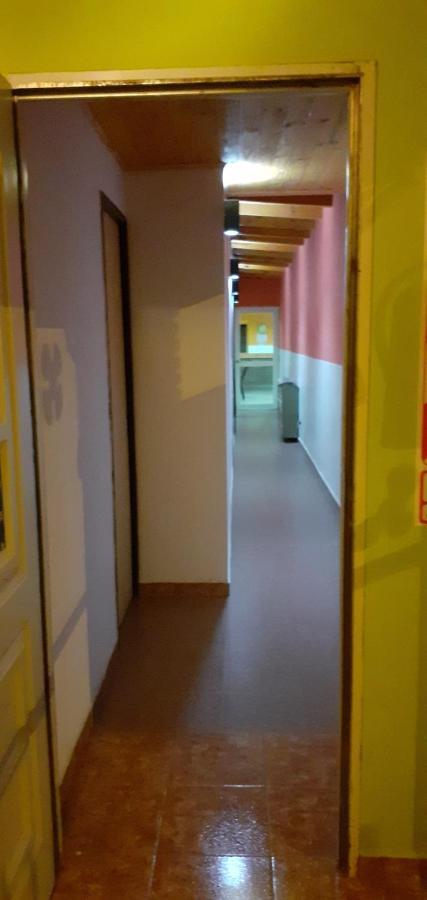 Hostel El Viajante Los Antiguos Ngoại thất bức ảnh